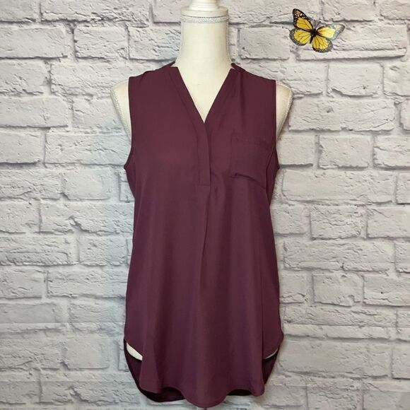 KISMET V-Neck Sleeveless Blouse Size Extra Small - Picture 3 of 8